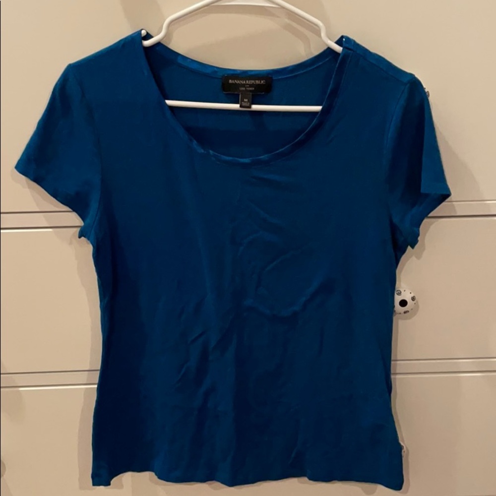 Banana Republic Shirt size M